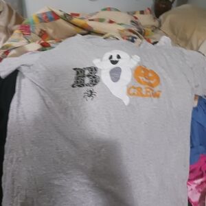 SHEIN Gray Halloween Graphic Tee